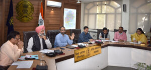 Read more about the article  1 ਜਨਵਰੀ 2022 ਤੱਕ 18 ਸਾਲ ਜਾਂ ਇਸ ਤੋਂ ਵੱਧ ਉਮਰ ਦੇ ਨੌਜਵਾਨਾਂ ਦੀ ਵੋਟ ਬਣਾਉਣੀ ਯਕੀਨੀ ਬਣਾਈ ਜਾਵੇ : ਸੰਦੀਪ ਸਿੰਘ 