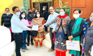 Read more about the article एन.एच.एम. के अधीन काम करने वाले सभी मुलाजिमों ने पंजाब सरकार के खिलाफ