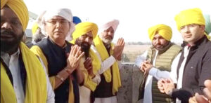 Read more about the article ਆਪ ਪ੍ਰਧਾਨ ਭਗਵੰਤ ਮਾਨ ਨੇ ਆਪਣੇ ਸਾਥੀਆਂ ਸਮੇਤ..