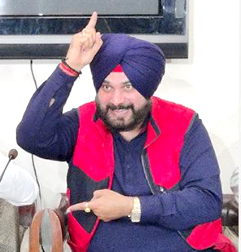 Read more about the article ਨਵਜੋਤ ਸਿੱਧੂ ਵਲੋਂ ਪੰਜਾਬ ਪ੍ਰਦੇਸ਼ ਕਾਂਗਰਸ ਦੇ 39 ਆਗੂਆਂ ਨੂੰ ਸਪੋਕਸਮੈਨ ਕੀਤਾ ਨਿਯੁਕਤ.. ਪੜ੍ਹੋ ਲਿਸਟ