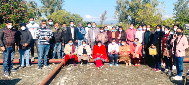 You are currently viewing ਐਨ.ਐਚ.ਐਮ.ਕਰਮਚਾਰੀਆਂ ਨੇ ਸਰਕਾਰ ਵੱਲੋਂ ਬੋਲੇ ਗਏ ਝੂਠ ਖਿਲਾਫ ਜੰਮ ਕੇ ਕੱਢੀ ਭੜਾਸ