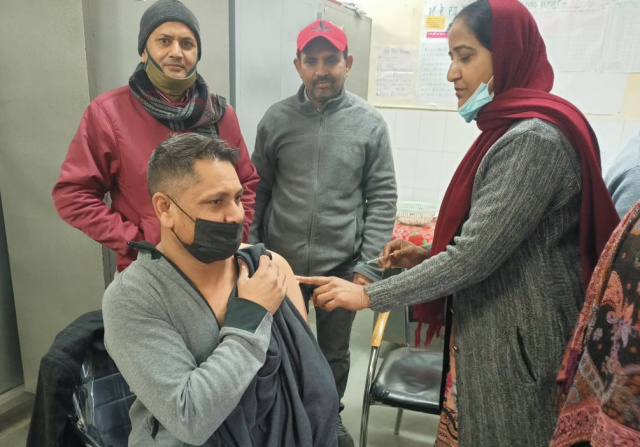 You are currently viewing ALERT.. स्वास्थ्य विभाग द्वारा लिए 1745 सैंपलों में से 197 सैंपलों की रिपोर्ट पॉजिटिव, ‌2 लोगों की करोना से मौत की पुष्टी