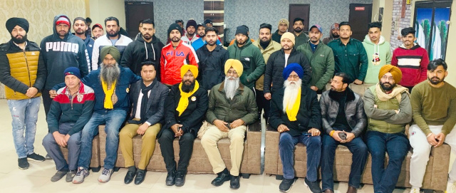 You are currently viewing *ਸੱਤਾ ‘ਚ ਆਉਂਦਿਆਂ ਹੀ ਨੌਜਵਾਨਾਂ ਦਾ ਭਵਿੱਖ ਬਚਾਇਆ ਜਾਵੇਗਾ : ਦਸੂਹਾ*