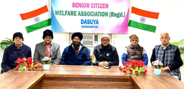 You are currently viewing ਦਸੂਹਾ : ਵਿਧਾਨ ਸਭਾ ਚੋਣਾਂ ‘ਚ ਇਸ ਵਾਰ ਉਲਟ ਫੇਰ ਕਰਨ ਦਾ ਇਰਾਦਾ ਰੱਖਦੇ ਹਨ ਸੀਨੀਅਰ ਸਿਟੀਜ਼ਨਜ਼