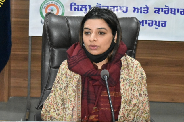 You are currently viewing ਕੋਵਿਡ ਦੇ ਮੱਦੇਨਜ਼ਰ ਹੁਸ਼ਿਆਰਪੁਰ ਜ਼ਿਲ੍ਹੇ ਅੰਦਰ 1 ਫਰਵਰੀ ਤੱਕ ਪਾਬੰਦੀਆਂ ਵਿੱਚ ਵਾਧਾ