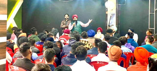 Read more about the article ਆਪ ਦੀ ਲੋਕਪ੍ਰਿਯਤਾ ਰਿਵਾਇਤੀ ਪਾਰਟੀਆਂ ਤੋਂ ਨਹੀਂ ਹੋ ਰਹੀ ਬਰਦਾਸ਼ਤ : ਜਸਵੀਰ ਸਿੰਘ ਰਾਜਾ 