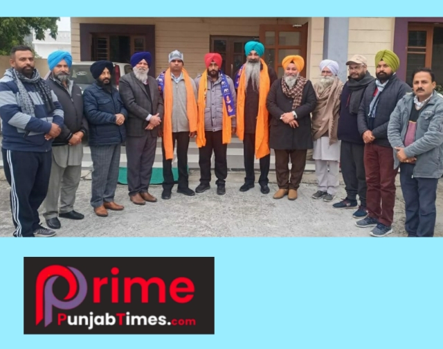 You are currently viewing ਹਲਕਾ ਟਾਂਡਾ ਚ ਅਕਾਲੀ ਦਲ ਸੰਯੁਕਤ ਨੂੰ ਝਟਕਾ ਅੰਬਾਲਾ ਜੱਟਾਂ ਤੋਂ ਸਿਮਰਨਜੀਤ ਅਟਵਾਲ ਸਮੇਤ ਕਈ ਪਰਿਵਾਰ ਸ਼੍ਰੋਮਣੀ ਅਕਾਲੀ ਦਲ  (ਬ) ਚ ਹੋਏ ਸ਼ਾਮਲ