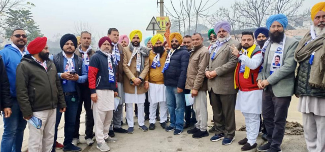 Read more about the article ਹਲਕੇ ਦੇ ਲੋਕਾਂ ਦਾ ਮਿਲ ਰਿਹਾ ਭਰਪੂਰ ਸਮਰਥਨ : ਜਸਵੀਰ ਸਿੰਘ ਰਾਜਾ 