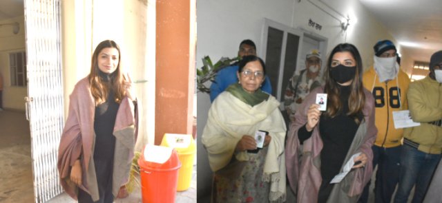 You are currently viewing ਜ਼ਿਲ੍ਹੇ ’ਚ ਸ਼ਾਂਤੀਪੂਰਨ ਢੰਗ ਨਾਲ ਸ਼ੁਰੂ ਹੋਈ ਵੋਟਿੰਗ, ਜ਼ਿਲ੍ਹਾ ਚੋਣ ਅਫ਼ਸਰ ਨੇ ਕੀਤਾ ਮਤਦਾਨ