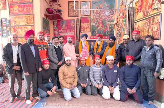 You are currently viewing ਪਿੰਡ ਬਾਹਟੀਵਾਲ ਵਿਖੇ ਸ਼੍ਰੀ ਗੁਰੂ ਰਵਿਦਾਸ ਜੀ ਦਾ ਪ੍ਰਕਾਸ਼ ਉਤਸਵ ਮਨਾਇਆ