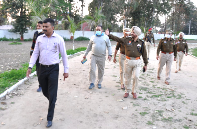 You are currently viewing LATEST.. ਵੱਧ ਰਹੇ ਅਪਰਾਧਾਂ ਨੂੰ ਧਿਆਨ ਚ ਰਖਦੇ ਹੋਏ ਪੁਲਿਸ ਕਰਮਚਾਰੀਆਂ ਦੀ ਸਰੀਰਕ ਸਮਰੱਥਾ ਵਧਾਉਣ ਲਈ ਅਤੇ ਮਾਨਸਿਕ ਤੰਦਰੁਸਤੀ ਨੂੰ ਵਧਾਉਣ ਲਈ ਪ੍ਰੋਜੈਕਟ ਤਿਆਰ