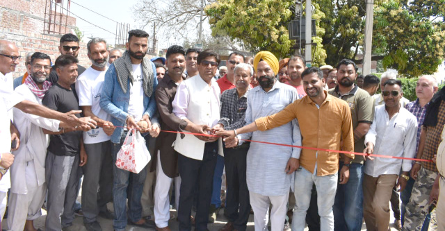 You are currently viewing होशियारपुर की नुहार बदलने में नहीं छोड़ी जाएगी कोई कमी : ब्रम शंकर जिंपा