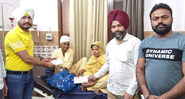 You are currently viewing ਡਾ.ਉਬਰਾਏ ਨੇ ਰੁਸਤਮ-ਏ-ਹਿੰਦ ਪਹਿਲਵਾਨ ਦੇ ਬੇਸਹਾਰਾ ਹੋਏ ਪਰਿਵਾਰ ਦੀ ਫੜੀ ਬਾਂਹ