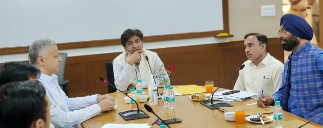 You are currently viewing *ਹੁਸ਼ਿਆਰਪੁਰ ਵਿਚਲੇ ਭੰਗੀ ਚੋਅ ਨੂੰ ਪਟਿਆਲਾ ਦੀ ਵੱਡੀ ਤੇ ਛੋਟੀ ਨਦੀ ਦੀ ਤਰਜ਼ ‘ਤੇ ਕੀਤਾ ਜਾਵੇਗਾ ਵਿਕਸਤ: ਬ੍ਰਮ ਸ਼ੰਕਰ ਜਿੰਪਾ* 