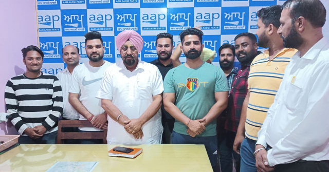 You are currently viewing *ਜਲ੍ਹਿਆਂਵਾਲਾ ਬਾਗ਼ ਕਤਲੇਆਮ ਦੇ ਸਮੂਹ ਸ਼ਹੀਦਾਂ ਨੂੰ ਕੋਟਿ ਕੋਟਿ ਪ੍ਰਣਾਮ : ਕੁਲਜੀਤ ਸਿੰਘ ਰੰਧਾਵਾ*