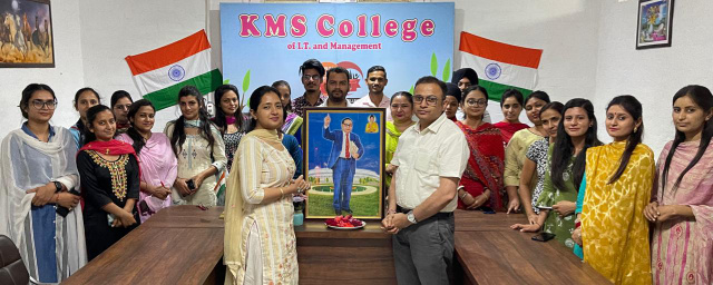 You are currently viewing ਕੇ.ਐਮ.ਐਸ ਕਾਲਜ ਵਿਖੇ ਡਾ.ਬੀ.ਆਰ ਅੰਬੇਡਕਰ ਜੀ ਦਾ 131ਵਾਂ ਜਨਮ ਦਿਵਸ ਮਨਾਇਆ : ਪ੍ਰਿੰਸੀਪਲ ਡਾ.ਸ਼ਬਨਮ ਕੌਰ