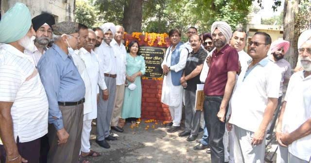 You are currently viewing ਵਾਰਡਾਂ ’ਚ ਮੁਹੱਈਆ ਕਰਵਾਈਆਂ ਜਾਣਗੀਆਂ ਬੁਨਿਆਦੀ ਸਹੂਲਤਾਂ : ਬ੍ਰਮ ਸ਼ੰਕਰ ਜਿੰਪਾ