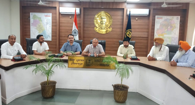 You are currently viewing ਪਿੰਡ ਸੂਸਾ ਵਿੱਚ ਹੋਣ ਵਾਲੇ ਮੇਲੇ ਦੇ ਸੁਚਾਰੂ ਪ੍ਰਬੰਧਾਂ ਲਈ ਜ਼ਿਲ੍ਹਾ ਪ੍ਰਸ਼ਾਸਨ ਵੱਲੋਂ ਤਿਆਰੀਆਂ ਮੁਕੰਮਲ : ਡਿਪਟੀ ਕਮਿਸ਼ਨਰ