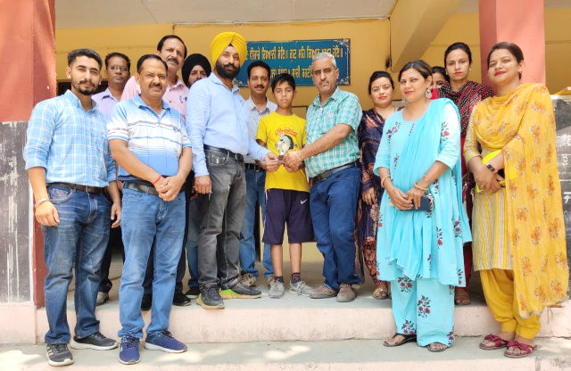 Read more about the article ਸ.ਸ.ਸ.ਸ.ਮਨਹੋਤਾ ਦੇ ਕ੍ਰਿਸ਼ ਠਾਕੁਰ ਦੀ ਜਿਲ੍ਹਾ ਪੱਧਰ ਲਈ ਹੋਈ ਚੋਣ