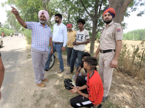 You are currently viewing ਇਲਾਕੇ ਅੰਦਰ ਵੱਧਦੀਆ ਵਾਰਦਾਤਾਂ ਨੂੰ ਠੱਲ ਪਾਉਣ ਲਈ ਪੁਲਿਸ ਵਲੋਂ ਵਿਸ਼ੇਸ ਜਾਂਚ ਮੁਹਿੰਮ ਕੀਤੀ ਸੁਰੂ