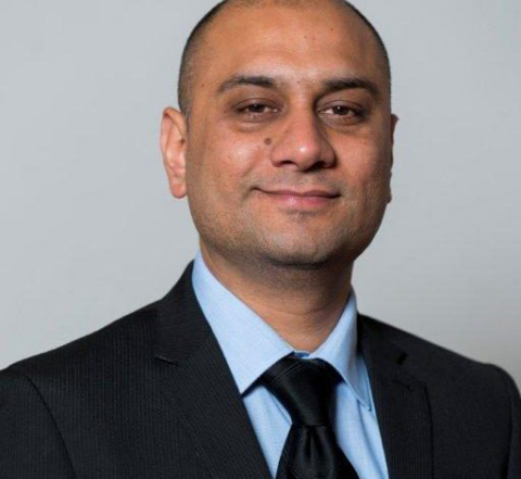 You are currently viewing ਗਹੁਣ ਦੇ ਡਾ. ਤਰਨਜੀਤ ਦਾ ਉਲਸਟਰ ‘ਵਰਸਿਟੀ ਵੱਲੋਂ ਸਨਮਾਨ