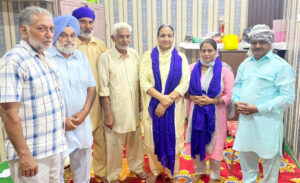 Read more about the article ਸੰਤੋਸ਼ ਕਟਾਰੀਆ ਵਿਧਾਇਕਾ ਚੁਸ਼ਮੇ ਦਰਬਾਰ ਵਿਖੇ ਹੋਏ ਨਤਮਸਤਕ