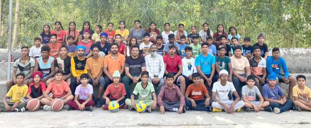 You are currently viewing ਸ.ਸ.ਸ.ਸ.ਸ ਅੰਬਾਲਾ ਜੱਟਾਂ ਵਿੱਖੇ ਪੰਜ ਰੋਜ਼ਾ ਖੇਡਾਂ ਦਾ ਸਮਰ ਕੋਚਿੰਗ ਕੈੰਪ ਸਫ਼ਲਤਾ ਪੂਰਵਕ ਨੇਪਰੇ ਚੜਿਆ 