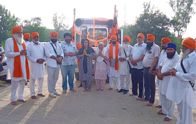 Read more about the article ਡੇਰਾ ਬਾਬਾ ਨਾਨਕ ਤੋਂ ਸ਼੍ਰੀ ਹੇਮਕੁੰਟ ਸਾਹਿਬ ਜਾ ਰਹੀ 26 ਵੀ ਮਹਾਨ ਪੈਦਲ ਦਾ ਕਾਠਗੜ੍ਹ ਮੌੜ ਤੇ ਪਹੁੰਚਣ ਤੇ ਕੀਤਾ ਗਿਆ ਨਿੱਘਾ ਸਵਾਗਤ