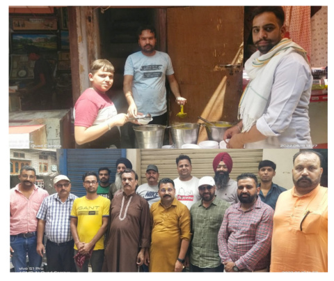 You are currently viewing ਜਰਨਲਿਸਟ ਐਸੋਸੀਏਸ਼ਨ ਦੇ ਬਟਾਲਾ ਸੈਕਟਰੀ ਵਲੋਂ ਪੀਰ ਬਾਬੇ ਦਾ ਲੰਗਰ ਭੰਡਾਰਾ ਕਰਵਾਇਆ