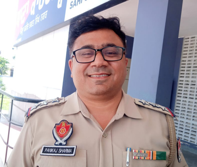 You are currently viewing ਇੰਸਪੈਕਟਰ ਪੰਕਜ ਸ਼ਰਮਾ ਨੇ ਥਾਣਾ ਕਾਠਗੜ੍ਹ ਦਾ ਅਹੁਦਾ ਸੰਭਾਲਿਆ
