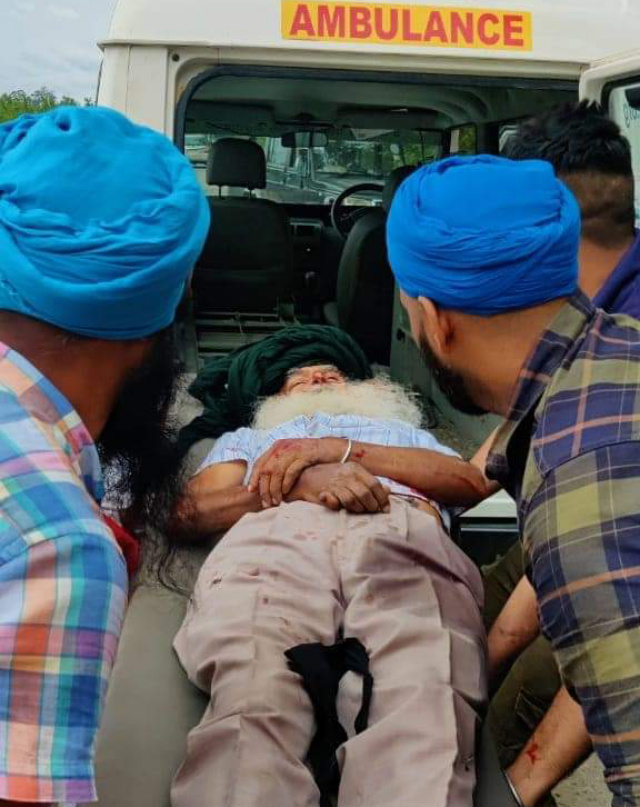 Read more about the article ਸੜਕ ਦੇ ਕਿਨਾਰੇ ਲੱਗੇ ਦਰੱਖਤਾਂ ਤੋਂ ਸੁੱਕਾ ਟਹਿਣਾ ਡਿੱਗਣ ਨਾਲ ਐਕਟਿਵਾ ਸਵਾਰ ਵਿਅਕਤੀ ਗੰਭੀਰ ਜਖਮੀ 