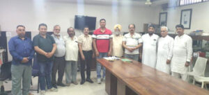 Read more about the article व्यापार मंडल पठानकोट द्वारा विशेष बैठक की गई आयोजित