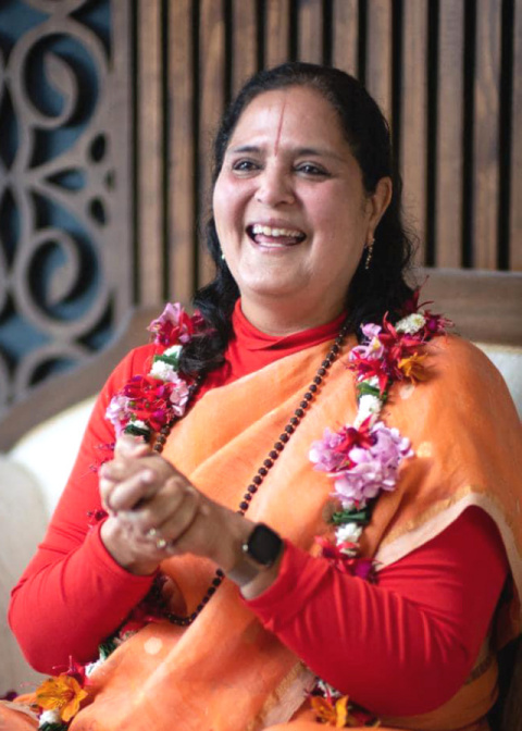 You are currently viewing अंताकर्म को संयमित करके रखने का नाम ही एकादशी : आनंदमूर्ति गुरु मां है