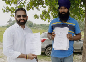 Read more about the article ਸਤਲੁਜ ਦਰਿਆ ‘ਚ ਪੈਂਦੀ ਜ਼ਮੀਨ ਚੋਂ ਹੋਈ ਰੇਤ ਦੀ ਨਾਜਾਇਜ਼ ਨਿਕਾਸੀ ਤੋਂ ਨਿਰਾਸ਼ ਜ਼ਮੀਨ ਮਾਲਕਾਂ ਮੁਤਾਬਿਕ ਨਹੀਂ ਹੋਈ ਨਿਸ਼ਾਨਦੇਹੀ,ਹਾਈ ਕੋਰਟ ਦੇ ਹੁਕਮਾਂ ਦੀ ਨਹੀਂ ਹੋਈ ਪਾਲਣਾ