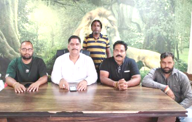 You are currently viewing अखिल भारतीय हिंदू सुरक्षा समिति 15 अगस्त को सुजानपुर में निकालेगी तिरंगा यात्रा