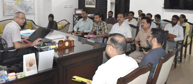 You are currently viewing ਸਿੰਗਲ ਯੂਜ਼ ਪਲਾਸਟਿਕ ਦੀ ਵਰਤੋਂ ਬੰਦ ਕਰਨ ਲਈ 5 ਤੋਂ ਸੂਬਾ ਪੱਧਰ ’ਤੇ..