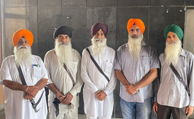 You are currently viewing ਸੁਖਬੀਰ ਬਾਦਲ ਤੇ ਹਰਜਿੰਦਰ ਸਿੰਘ ਧਾਮੀ ਨੇ ਸਿੱਖ ਹਿੱਤਾਂ ਨੂੰ ਭੁਲਾ ਕੇ…..