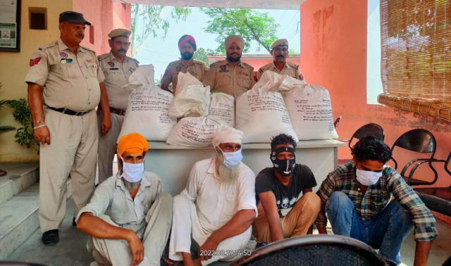 You are currently viewing पुलिस ने पंजाब राज्य में ड्रग्स की एक बड़ी खेप…..