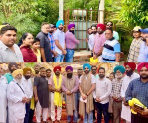 Read more about the article ਵਿਧਾਇਕ ਜਸਵੀਰ ਸਿੰਘ ਰਾਜਾ ਨੇ ਬਿਜਲੀ ਦਾ ਟਰਾਂਸਫਾਰਮਰ ਰਖਵਾ ਕੇ ਕੀਤਾ ਸ਼ਹਿਰ ਵਾਸੀਆਂ