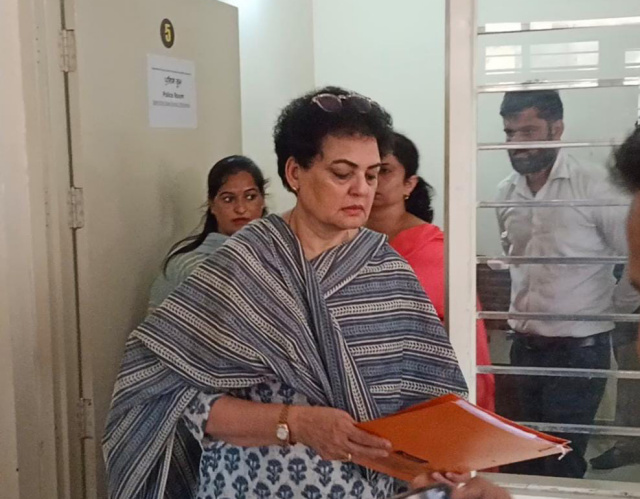 You are currently viewing नैशनल कमीशन ऑफ वूमैन की चेयरपर्सन रेखा शर्मा की ओर से अस्पताल स्थित…