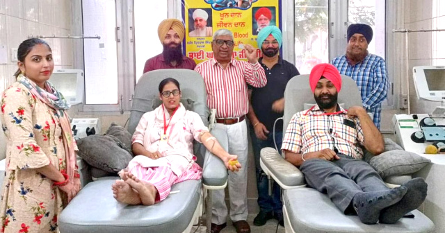 You are currently viewing ਸਟਾਰ ਕੱਪਲ ਡੋਨਰ ਨੇ 25ਵੀਂ ਵਾਰ ਇਕੱਠਿਆਂ…