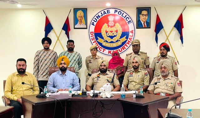 You are currently viewing ਅੱਧਾ ਕਿੱਲੋ ਹੈਰੋਇਨ ਸਮੇਤ ਇਕ ਔਰਤ ਨੂੰ ਸੀ.ਆਈ.ਏ. ਸਟਾਫ ਪੁਲਿਸ ਨੇ ਕੀਤਾ ਕਾਬੂ