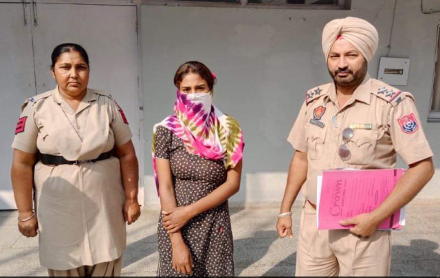 You are currently viewing 1040 ਗ੍ਰਾਮ ਨਸ਼ੀਲੇ ਪਦਾਰਥ ਸਮੇਤ ਦੋ ਨੁੰ ਪੁਲਿਸ ਨੇ ਕੀਤਾ ਕਾਬੂ 