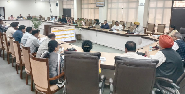 You are currently viewing ਖਸਰਾ ਤੇ ਰੁਬੇਲਾ ਦੇ ਖ਼ਾਤਮੇ ਲਈ 5 ਸਾਲ ਤੱਕ ਦੇ ਬੱਚਿਆਂ ਦੇ ਨਿਯਮਿਤ ਟੀਕਾਕਰਨ ਤੇ ਨਿਗਰਾਨੀ ’ਤੇ ਕੀਤਾ ਜਾਵੇਗਾ ਗੰਭੀਰਤਾ ਨਾਲ ਕੰਮ : ਸੰਦੀਪ ਹੰਸ