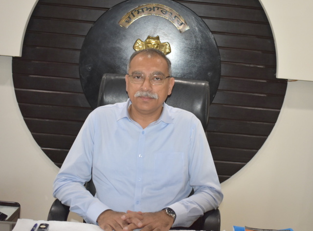 You are currently viewing 19 ਤੇ 20 ਨਵੰਬਰ ਨੂੰ ਪੋਲਿੰਗ ਬੂਥਾਂ ’ਤੇ ਸਪੈਸ਼ਲ ਕੈਂਪ ਲਗਾ ਕੇ ਬੂਥ ਲੈਵਲ ਅਧਿਕਾਰੀ ਵੋਟਰ ਸੂਚੀ ਸਬੰਧੀ ਪ੍ਰਾਪਤ ਕਰਨਗੇ ਇਤਰਾਜ ਤੇ ਦਾਅਵੇ : ਜ਼ਿਲ੍ਹਾ ਚੋਣ ਅਫ਼ਸਰ