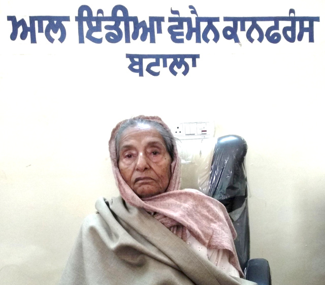 You are currently viewing ਬਟਾਲਾ ਸ਼ਹਿਰ ਸੰਤ ਰੂਪੀ ਨਿਸ਼ਕਾਮ ਸੇਵਕ ਬੀਬੀ ਪ੍ਰਕਾਸ਼ ਕੌਰ ਨਾਰੂ ਤੋਂ ਮਹਿਰੂਮ ਹੋਇਆ