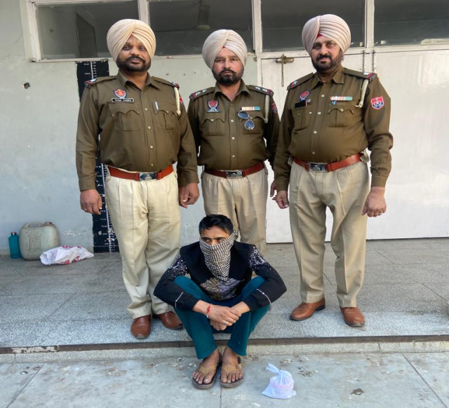 Read more about the article 268 ਗ੍ਰਾਮ ਨਸ਼ੀਲੇ ਪਾਊਡਰ ਸਮੇਤ ਇੱਕ ਨੌਜਵਾਨ ਪੁਲਿਸ ਅੜਿੱਕੇ