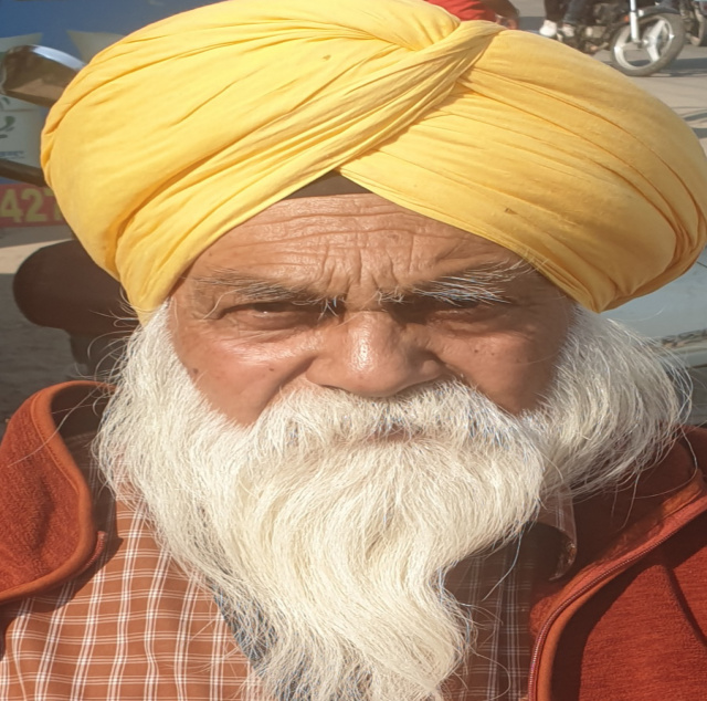 Read more about the article NRI ਵੀਰ ਖੁਸ਼ ਨਹੀਂ ਹੋਏ ਸੱਚਖੰਡ ਸ੍ਰੀ ਹਜ਼ੂਰ ਸਾਹਿਬ ਜਾਣ ਵਾਲੀ ਗੱਡੀ ਤੇ ਸਫ਼ਰ ਕਰਕੇ.. ਬਿਆਨ ਕੀਤੀ ਹੱਡ ਬੀਤੀ ਦਾਸਤਾਨ 