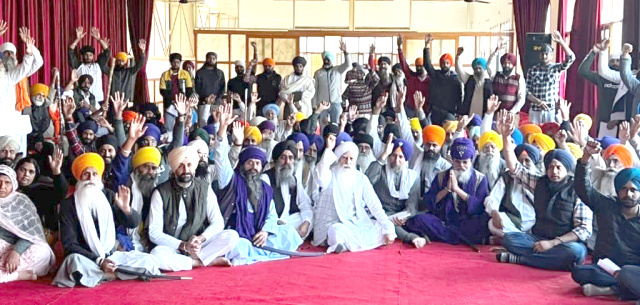 You are currently viewing ਬਰਗਾੜੀ ਮੋਰਚੇ ਦੀਆਂ ਮੰਗਾਂ ਅਤੇ ਬੰਦੀ ਸਿੰਘਾਂ ਦੀ ਰਿਹਾਈ ਲਈ 7 ਜਨਵਰੀ ਤੋਂ ਚੰਡੀਗੜ ਵਿੱਚ ਪੱਕੇ ਮੋਰਚੇ ਦਾ ਐਲਾਨ