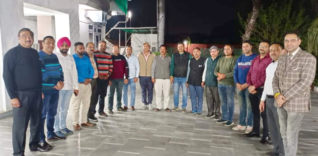 You are currently viewing ‘ਫੌਜੀ’’ ਸਾਡੇ ਦੇਸ਼ ਦਾ ਮਾਣ ਹਨ ਉਨਾਂ ਦਾ ਸਨਮਾਨ ਨੇਤਾਵਾਂ ਤੋਂ ਕਿਤੇ ਵੱਧ ਹੋਣਾ ਚਾਹੀਦੈ